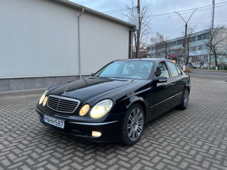 Mercedes E-Class foto 10