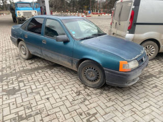 Разбераю Opel Vectra A foto 3