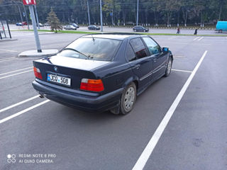 BMW 3 Series foto 2