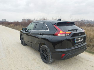 Mitsubishi Eclipse Cross foto 3