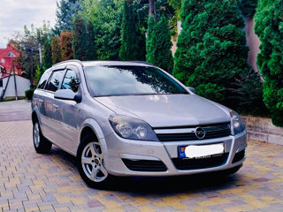 Opel Astra foto 2