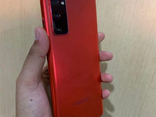 Samsung S20 8/128 (red product). Состояние нового! Наклеена бронь пленка с дня покупки! foto 3