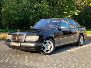 Mercedes Series (W124)