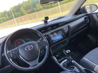 Toyota Auris foto 8