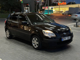 KIA Rio foto 4