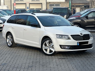 Skoda Octavia foto 3