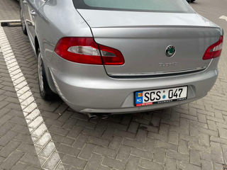 Skoda Superb foto 2