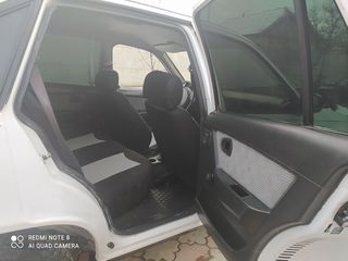 Daewoo Nexia foto 4