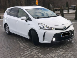 Toyota Prius + foto 2