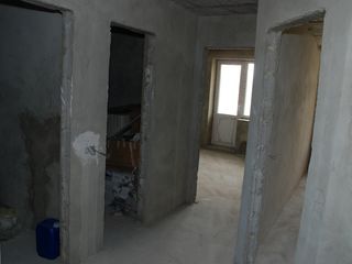 apartament cu 3 odai  - Cimislia foto 4