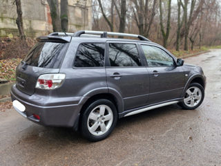 Mitsubishi Outlander foto 10