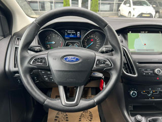 Ford Focus foto 13