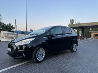 Ford B-Max foto 2