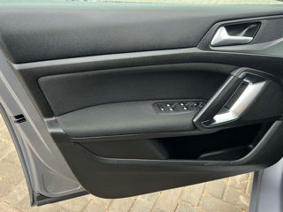 Peugeot 308 foto 13