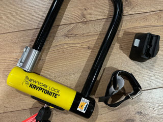 Замок для велосипеда Kryptonite STD New York bike lock 4" x 8" level grade 9 16 mm bar 3 Keys foto 2