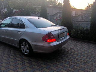 Mercedes E-Class foto 5