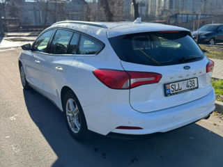 Ford Focus foto 2