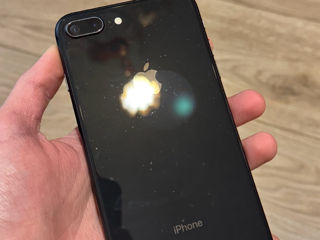 iPhone 8 Plus