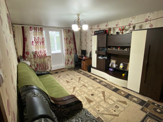 Комната, 60 м², 4/5 эт.