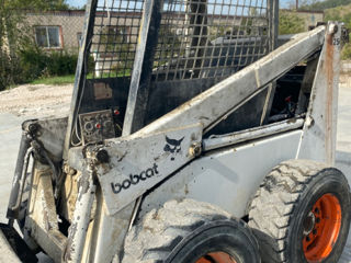 Bobcat 825 foto 2