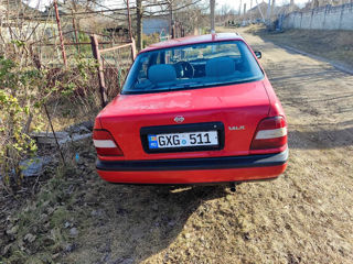 Nissan Sunny фото 3