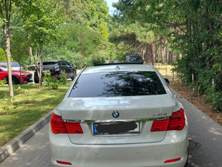 BMW 7 Series foto 8