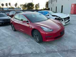 Tesla Model 3 foto 5