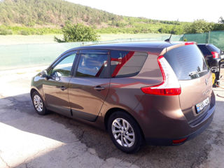 Renault Grand Scenic foto 3