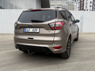 Ford Kuga foto 3