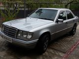 Mercedes Benz Series (W124) foto 6