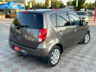 Mitsubishi Colt foto 3