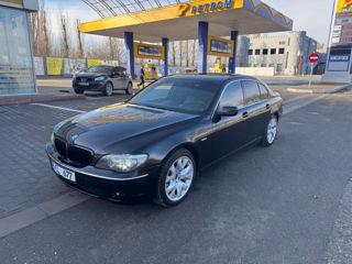 BMW 7 Series foto 7