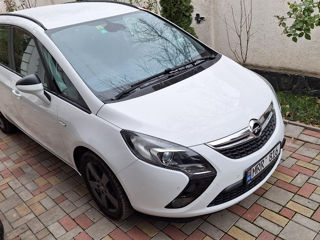 Opel Zafira foto 2