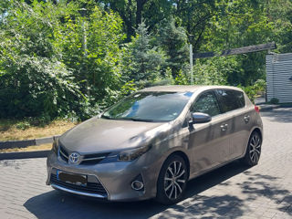 Toyota Auris foto 8