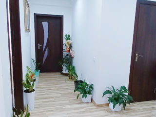 Apartament cu 2 camere, 61 m², Durlești, Chișinău foto 4