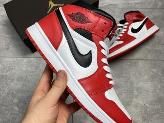 jordan 1 men mid