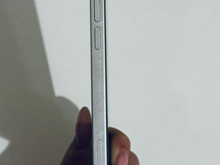 iPhone 12 white foto 4