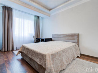 Apartament cu 3 camere, 80 m², Centru, Chișinău foto 9