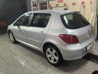 Peugeot 307 foto 2