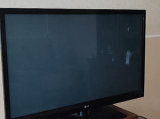 Телевизор LG 1900 лей