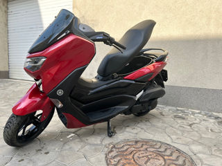 Yamaha N-MAX foto 2