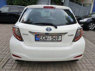 Toyota Yaris foto 4