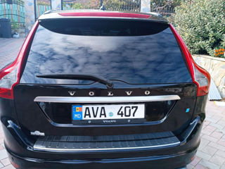 Volvo XC60 foto 2