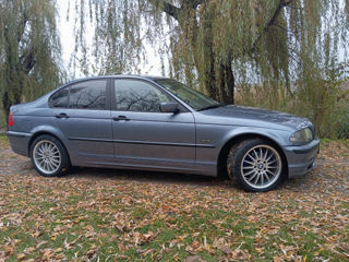 BMW 3 Series foto 6