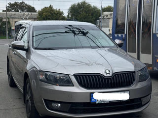 Skoda Octavia foto 1