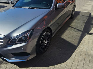 Mercedes E-Class foto 2