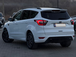 Ford Kuga foto 5