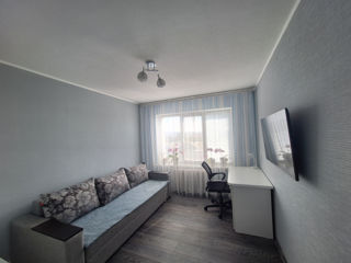 2-комн. кв., 52 м², 8/9 эт.