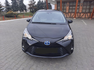 Toyota Yaris foto 2