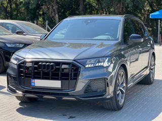 Audi SQ7 foto 1